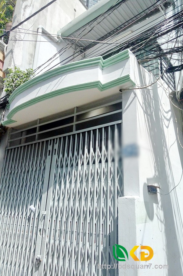 Bán nhà 1 lầu mặt tiền hẻm 710 Huỳnh Tấn Phát quận 7.
